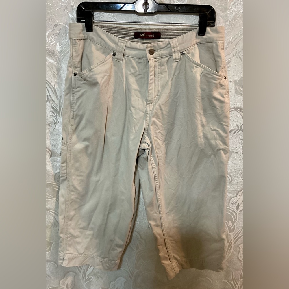 Lee Riveted Tan Cargo Shorts